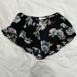 Brandy Melville shorts